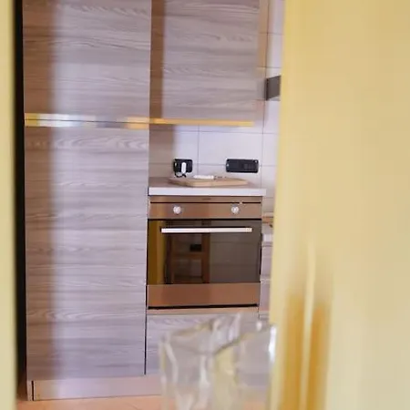The Sun In Apartamento Roma