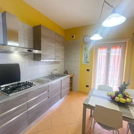 The Sun In Apartamento Roma